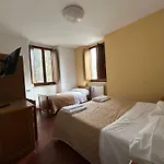 Casa Per Ferie Ulivo D'assisi مزرعة للإقامة *