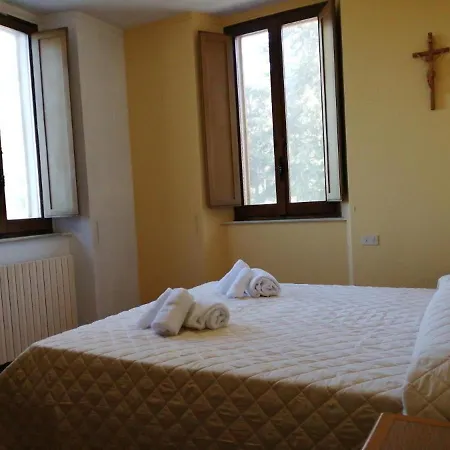 Casa Per Ferie Ulivo D'assisi * אסיסי