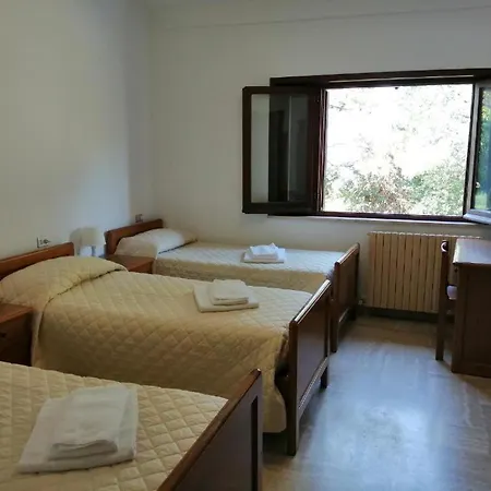 Casa Per Ferie Ulivo D'assisi Séjour à la ferme *